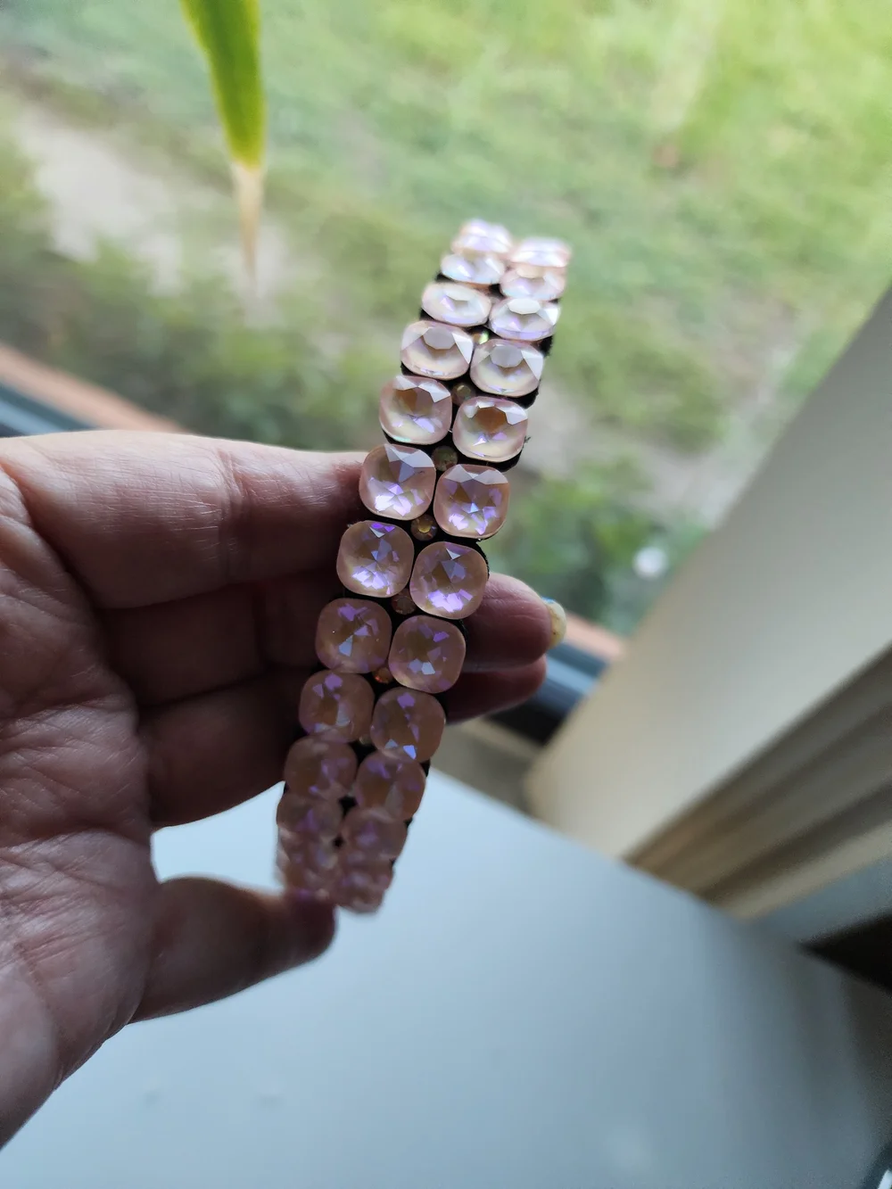 NWOT Iridescent Pink Crystal Headband on Black Base - Women